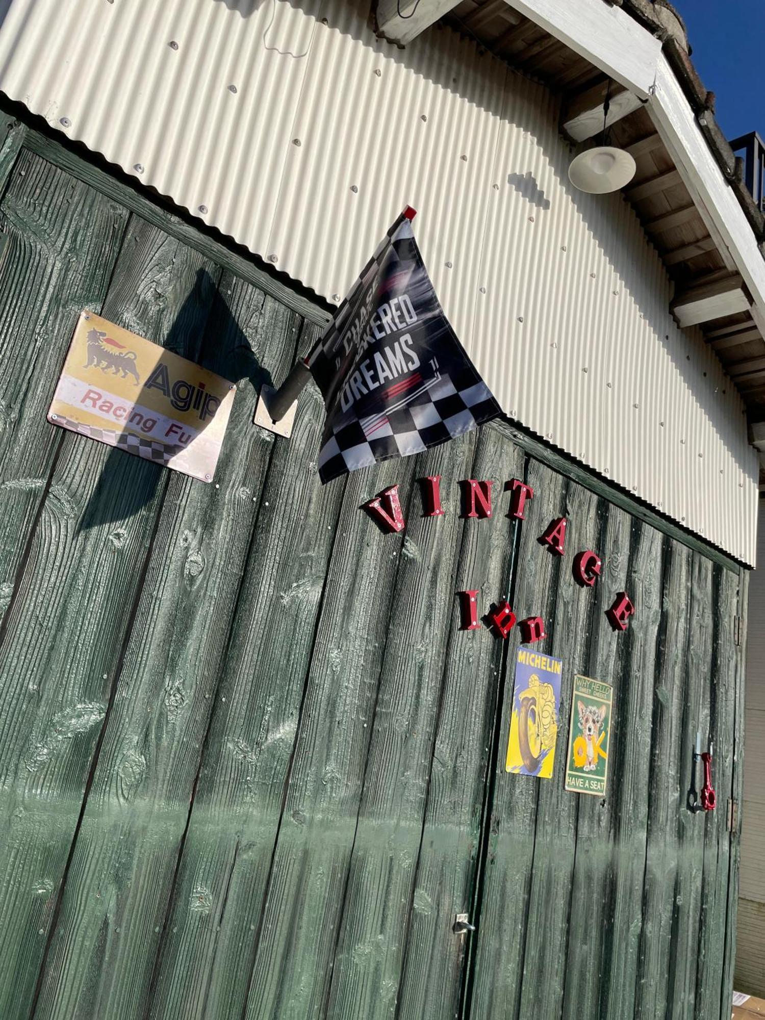 ライダーズハウス薩摩ヴィンテージインビーチフロント Minamiosumi Buitenkant foto